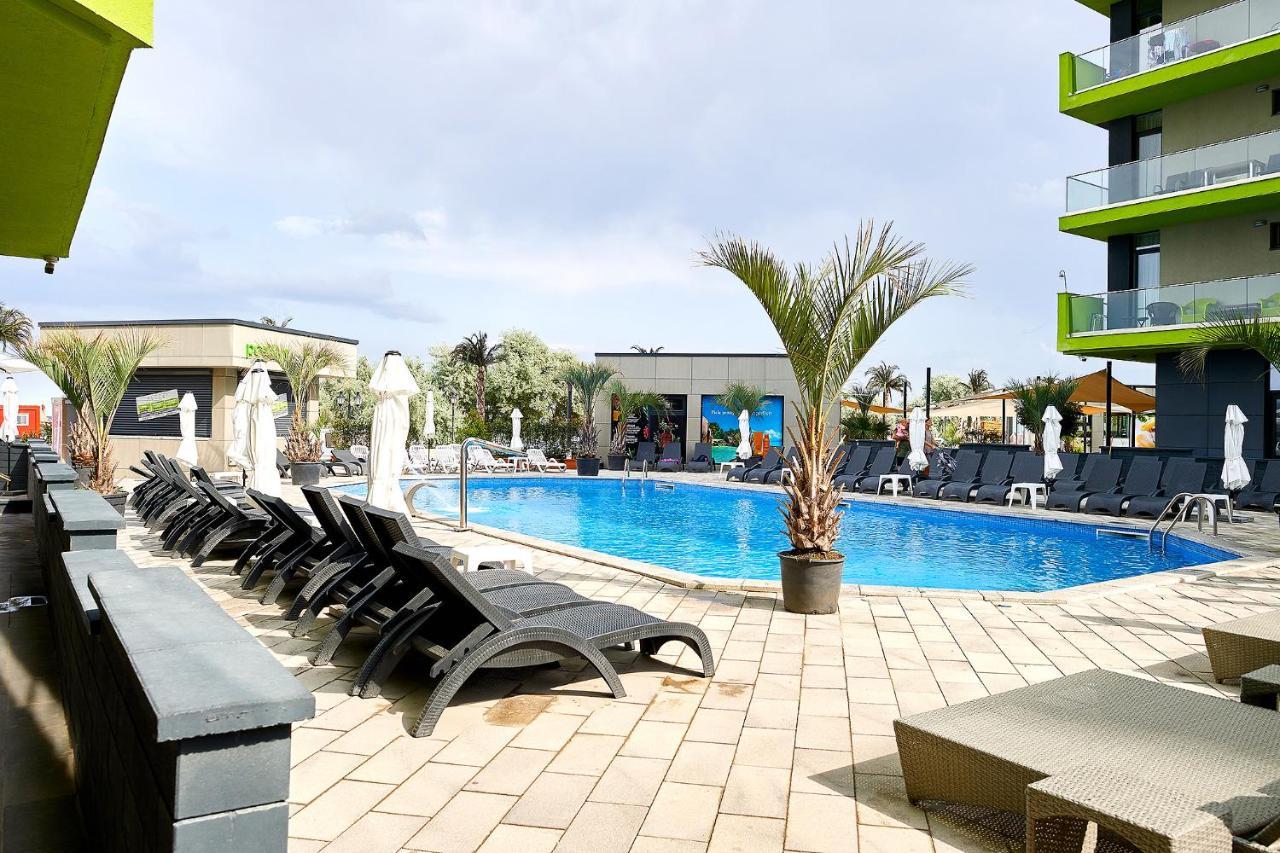 Crazy Sea View 1Br Apartment Spa Pools Resort Мамая Екстериор снимка